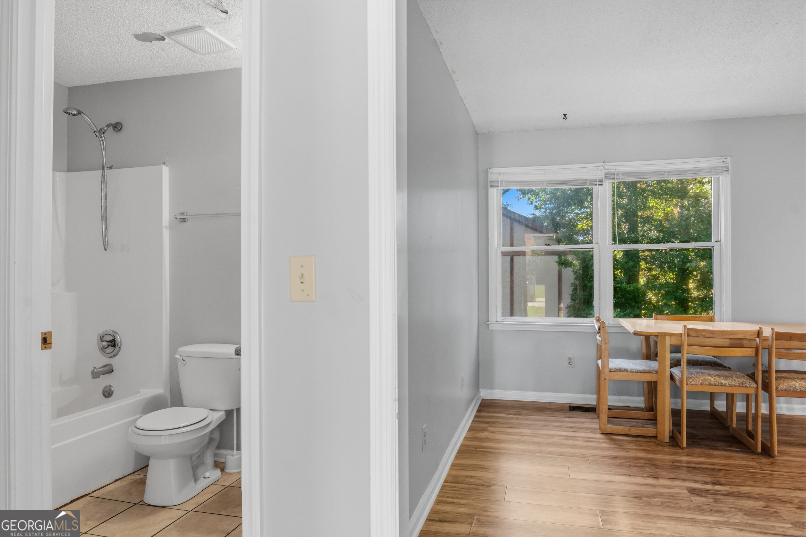 110 Springwood Drive Property Photo 16