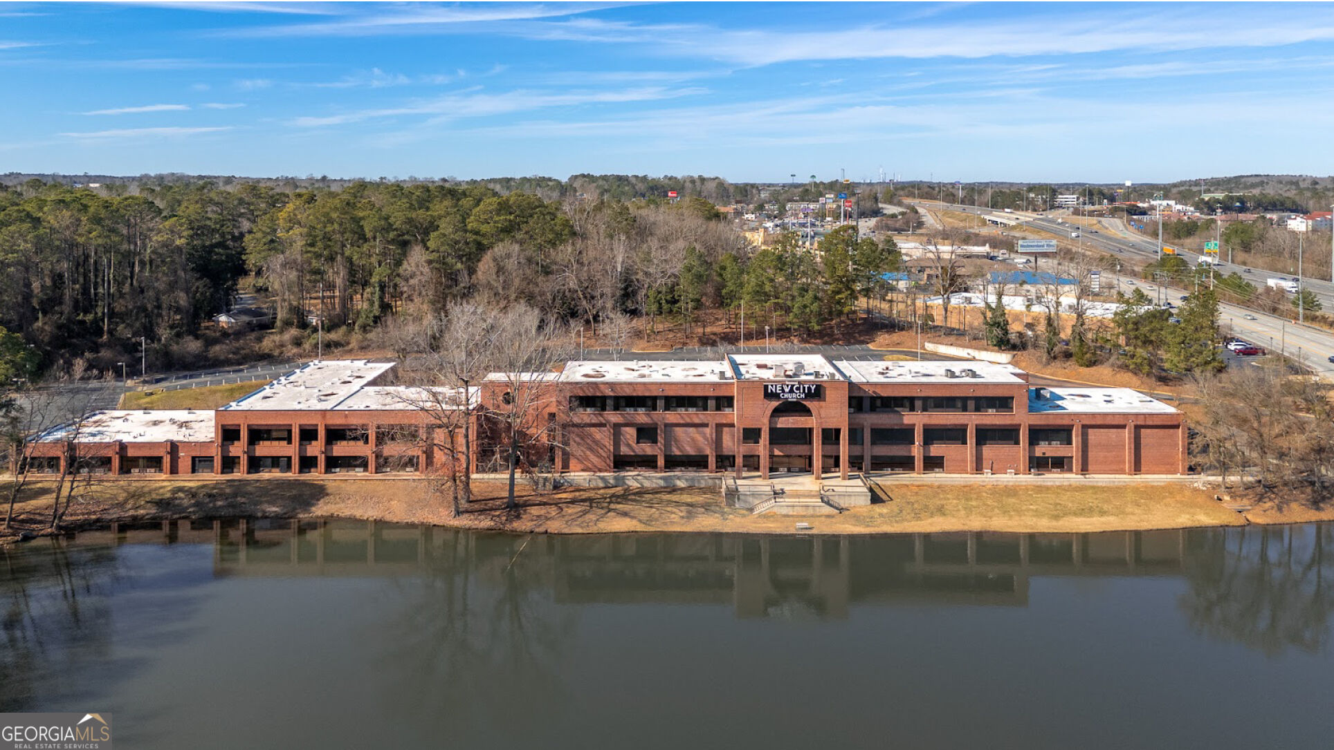 3500 Riverside Drive Property Photo 1