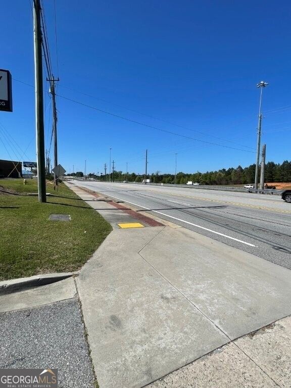 3500 Riverside Drive Property Photo 22