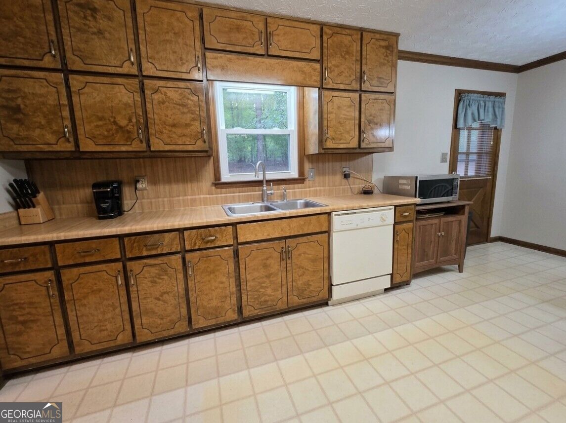 150 Merrydale Drive Property Photo 10