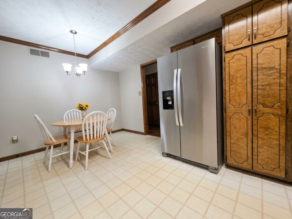 150 Merrydale Drive Property Photo 12