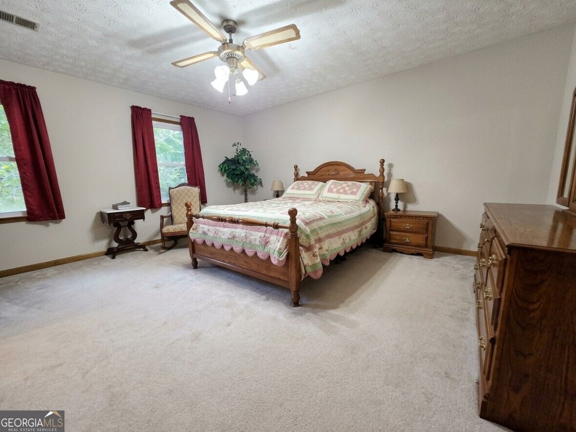 150 Merrydale Drive Property Photo 14