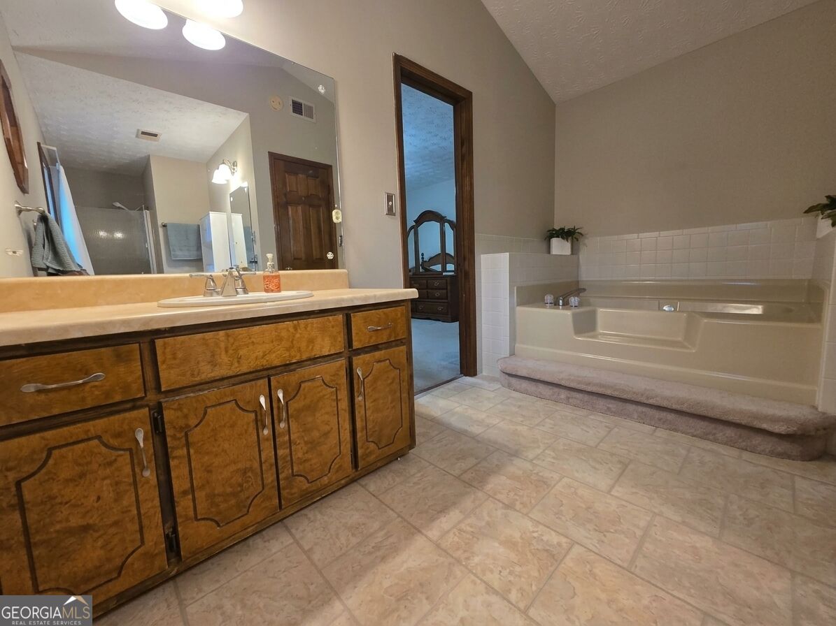 150 Merrydale Drive Property Photo 15