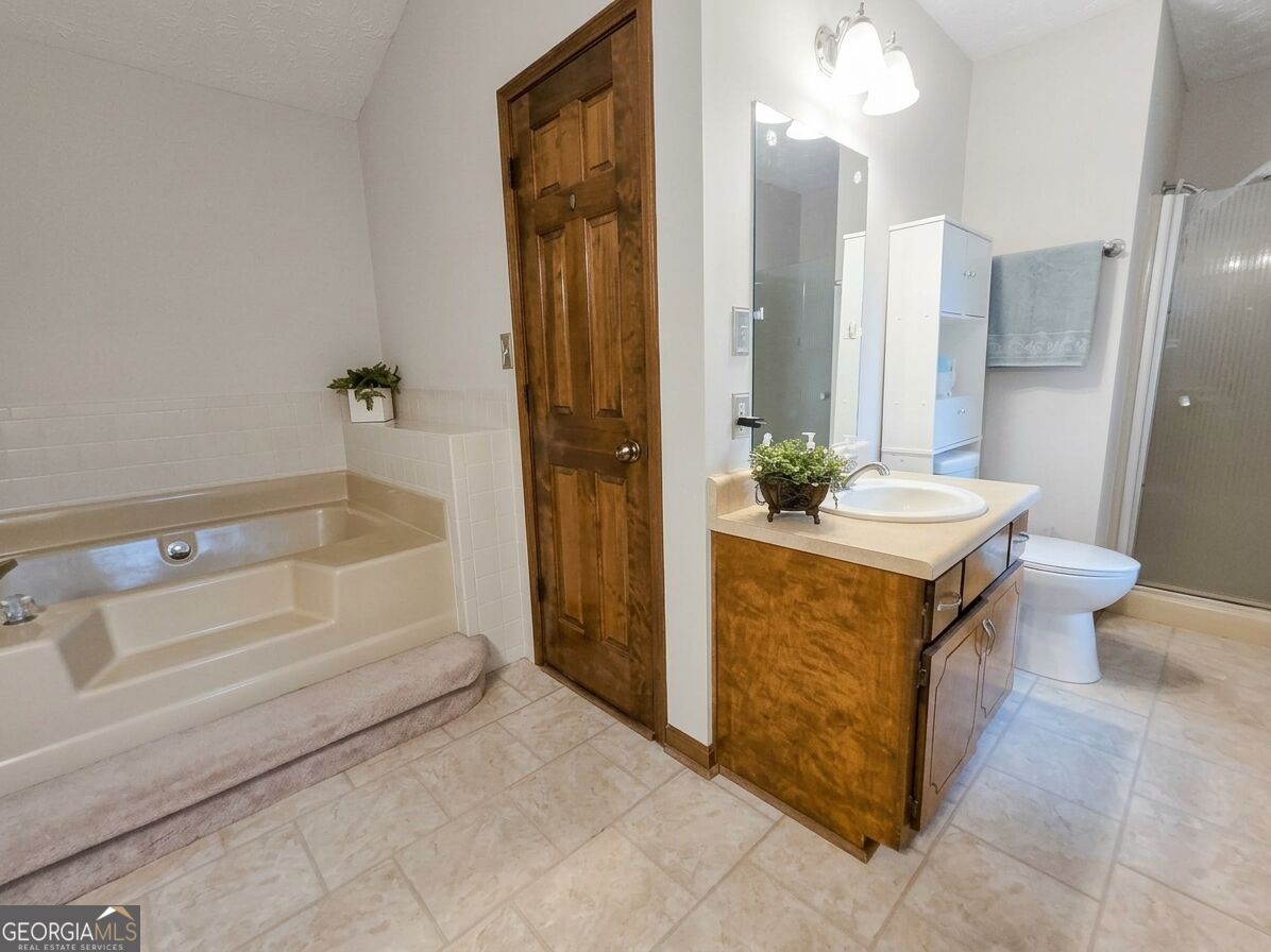 150 Merrydale Drive Property Photo 16