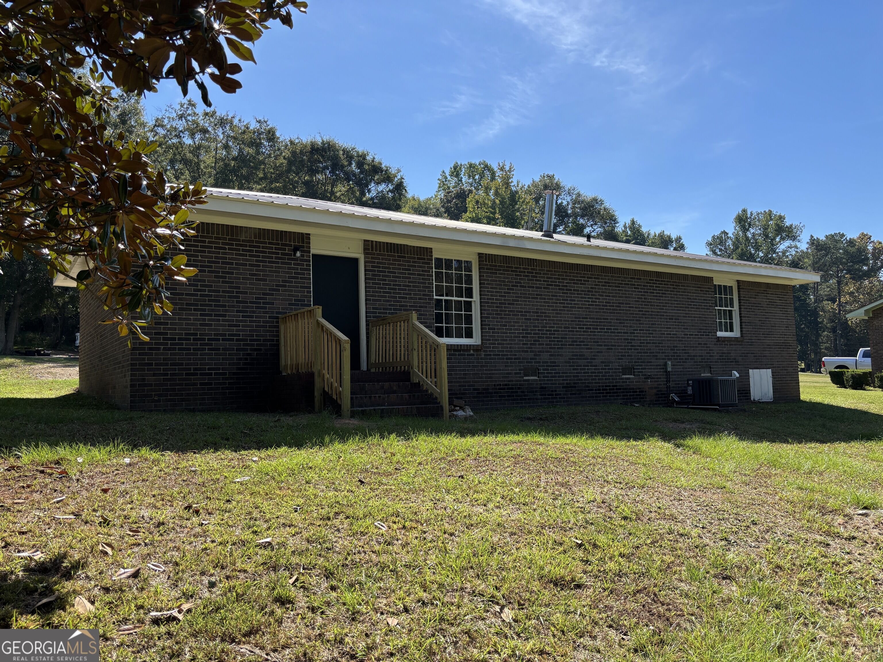 126 Young Road Property Photo 5