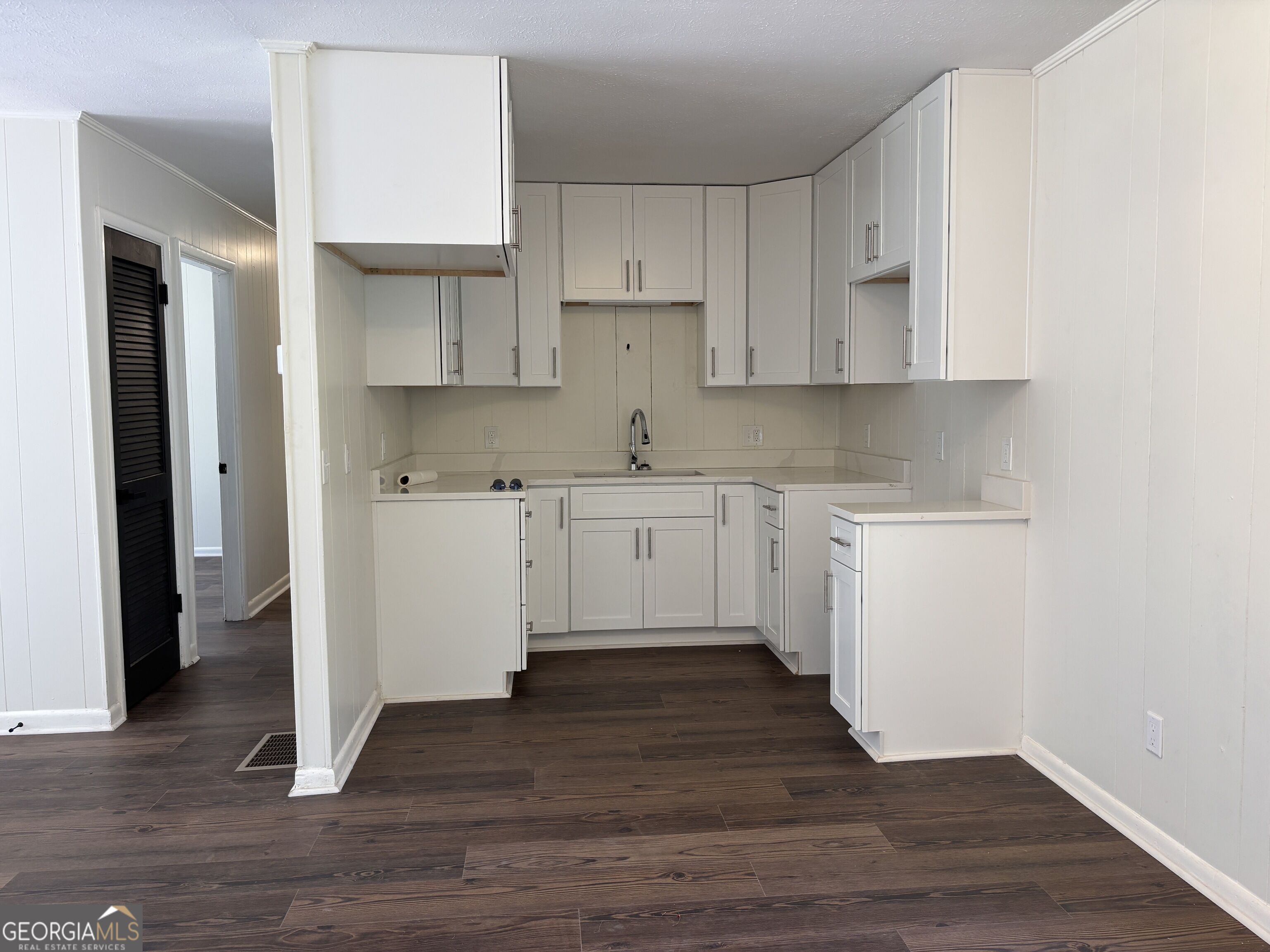 126 Young Road Property Photo 8