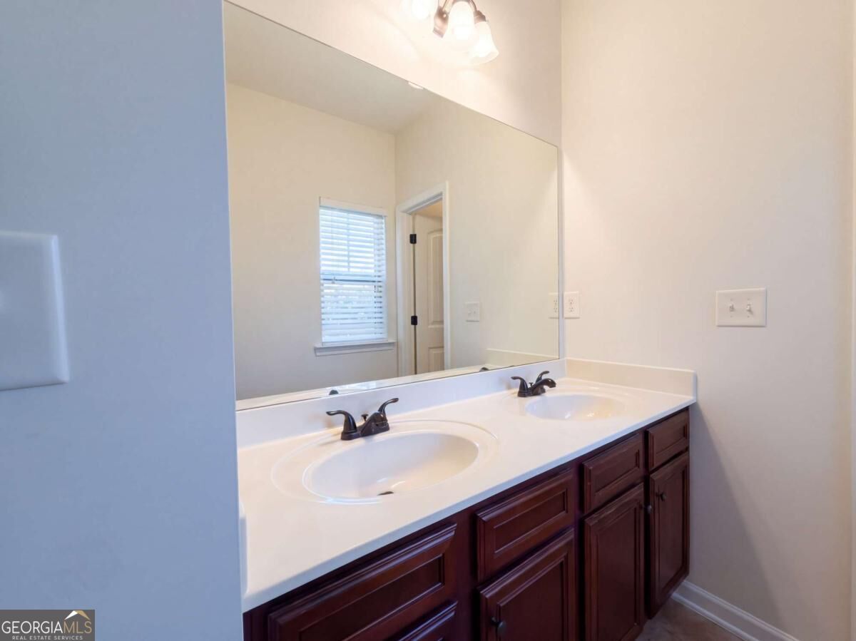 4250 Arch Pass Property Photo 22