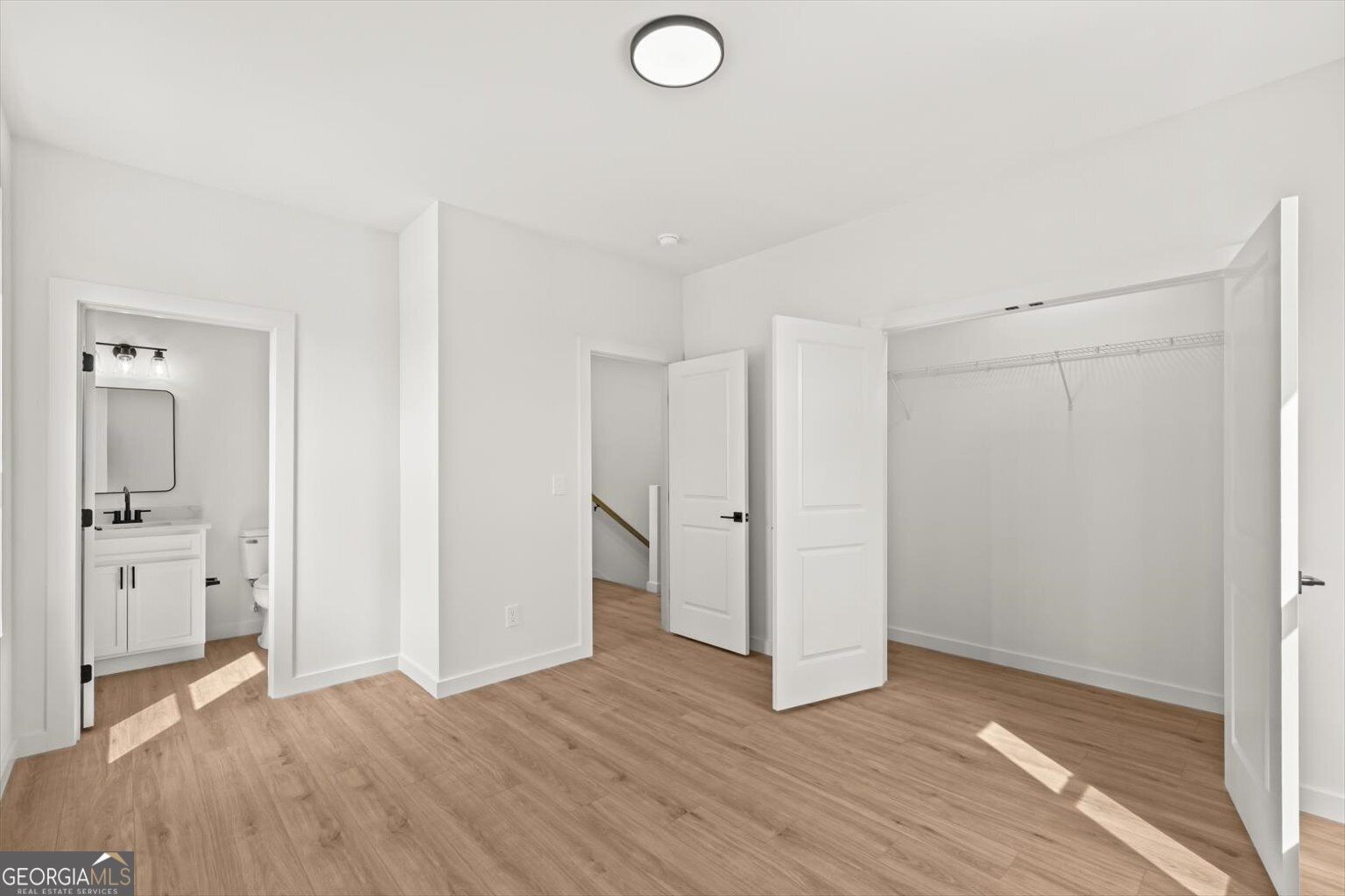 906 S Hamilton Street Property Photo 26