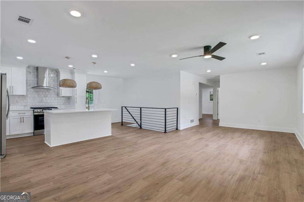 1905 Delowe Place Sw Property Photo 2