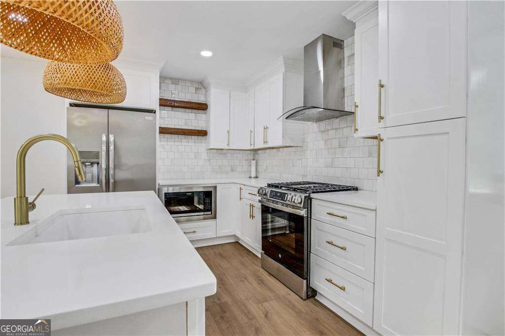 1905 Delowe Place Sw Property Photo 8