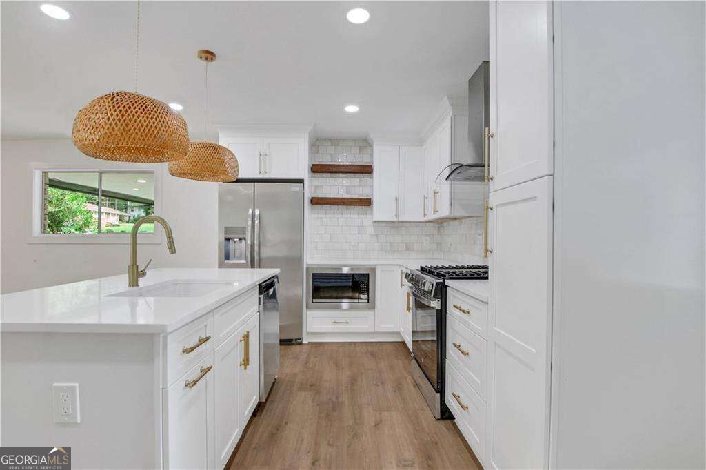 1905 Delowe Place Sw Property Photo 9