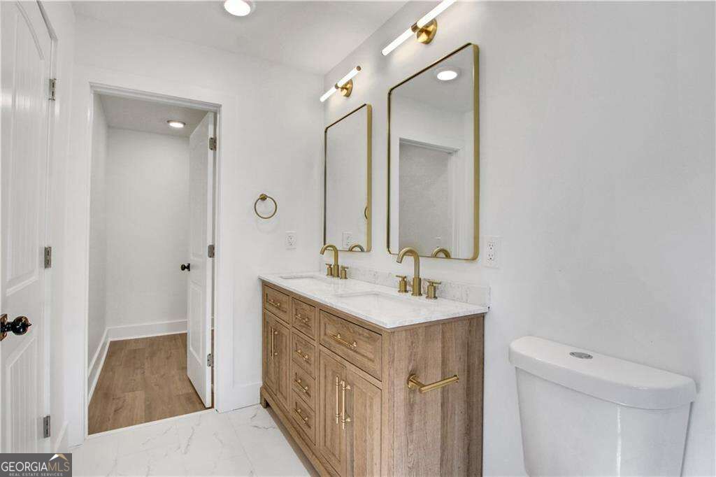 1905 Delowe Place Sw Property Photo 18