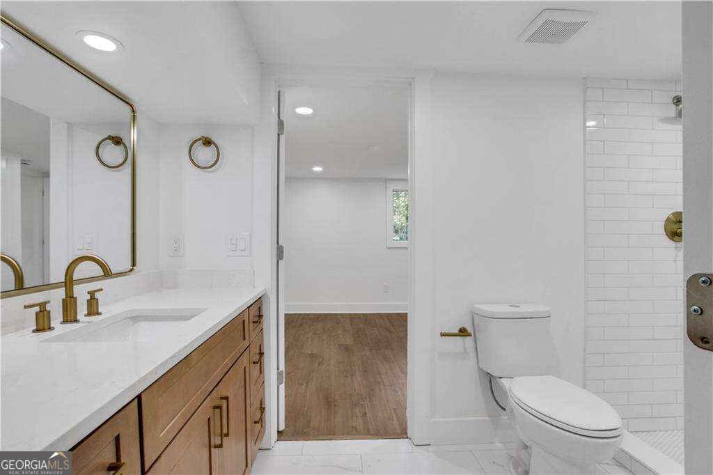 1905 Delowe Place Sw Property Photo 21