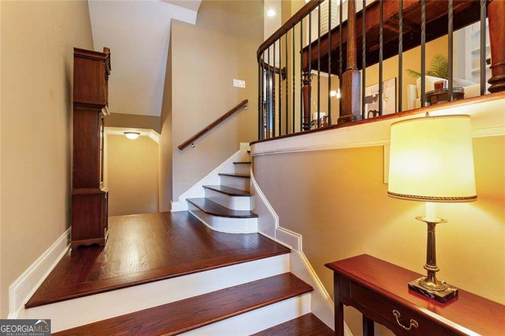4087 Thorndale Lane Property Photo 10