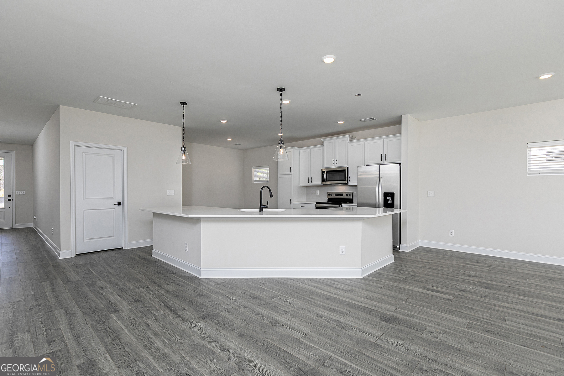 130 Cantrell Way Property Photo 5