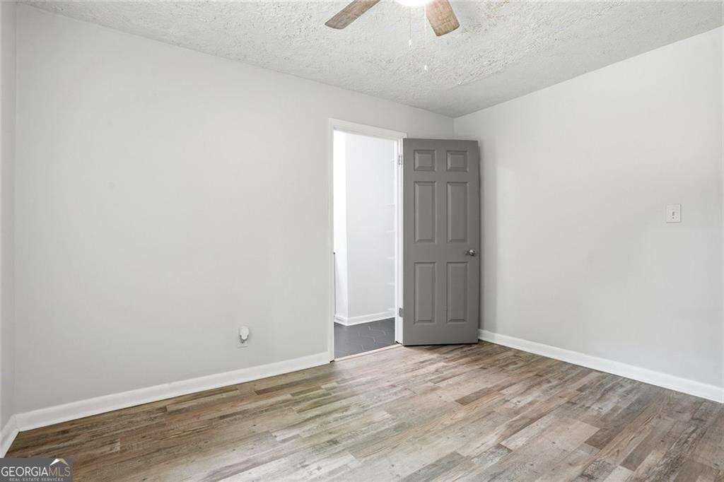 923 Redford Drive Se Property Photo 11
