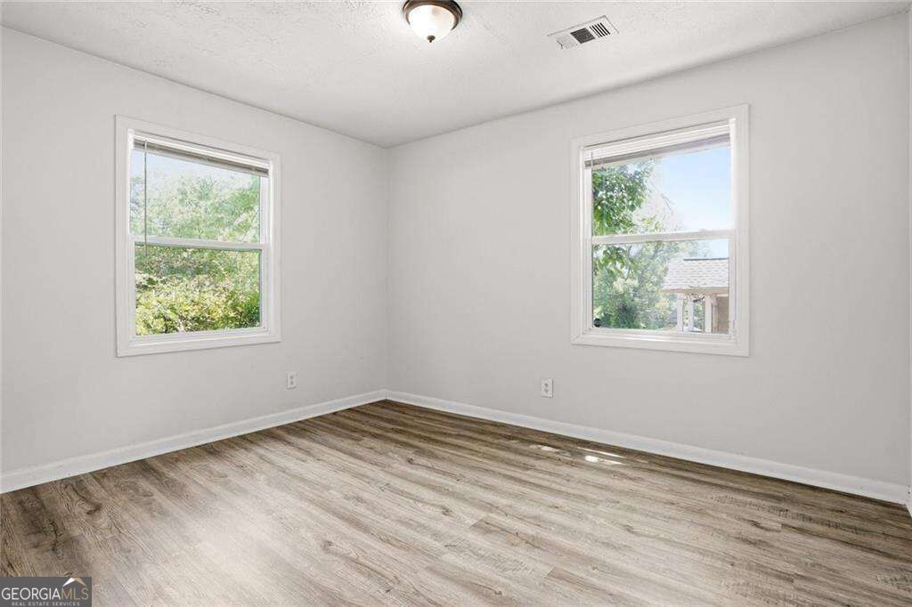 923 Redford Drive Se Property Photo 18