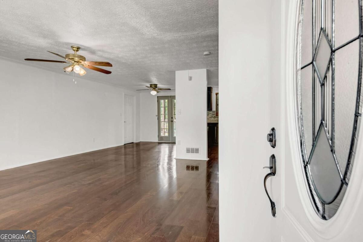 5393 Kristian Court Property Photo 2