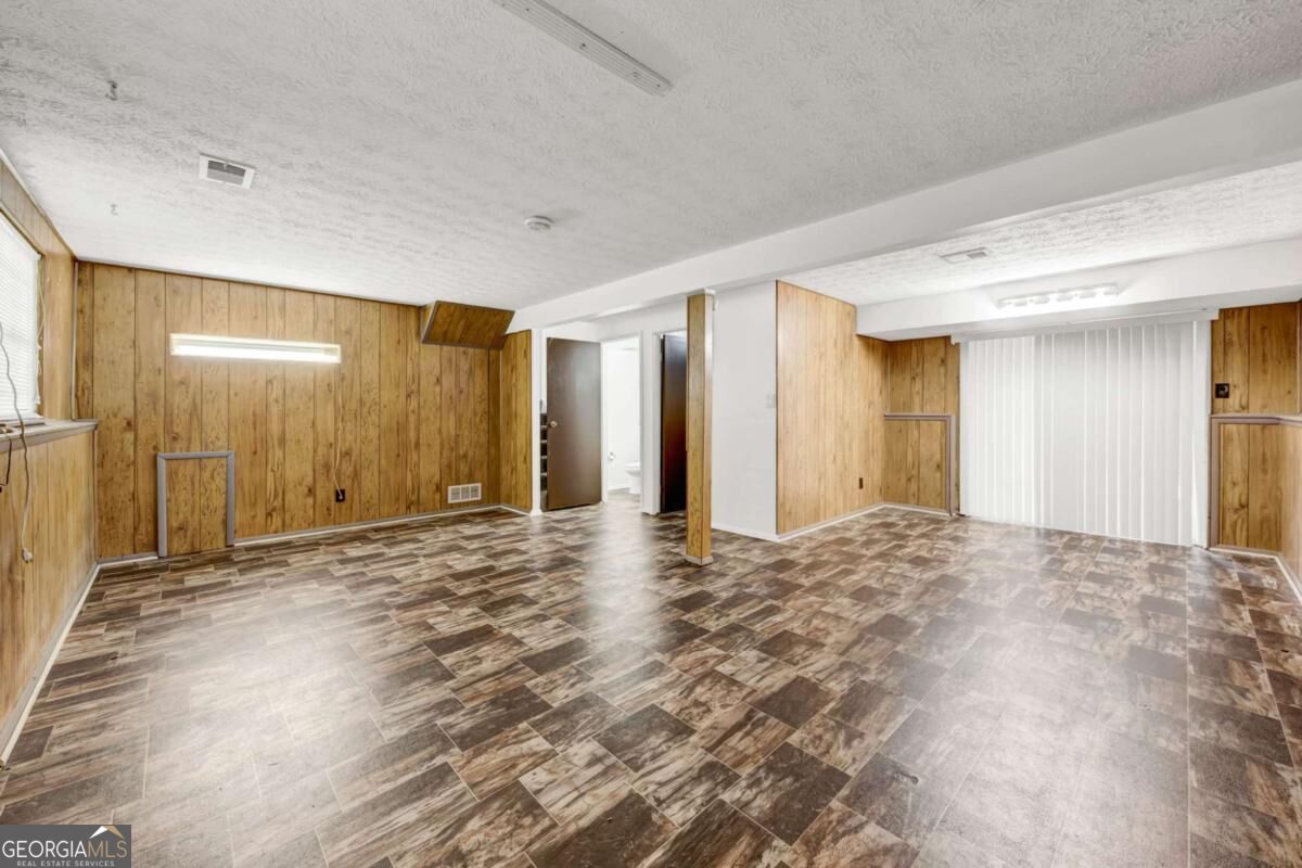 5393 Kristian Court Property Photo 12