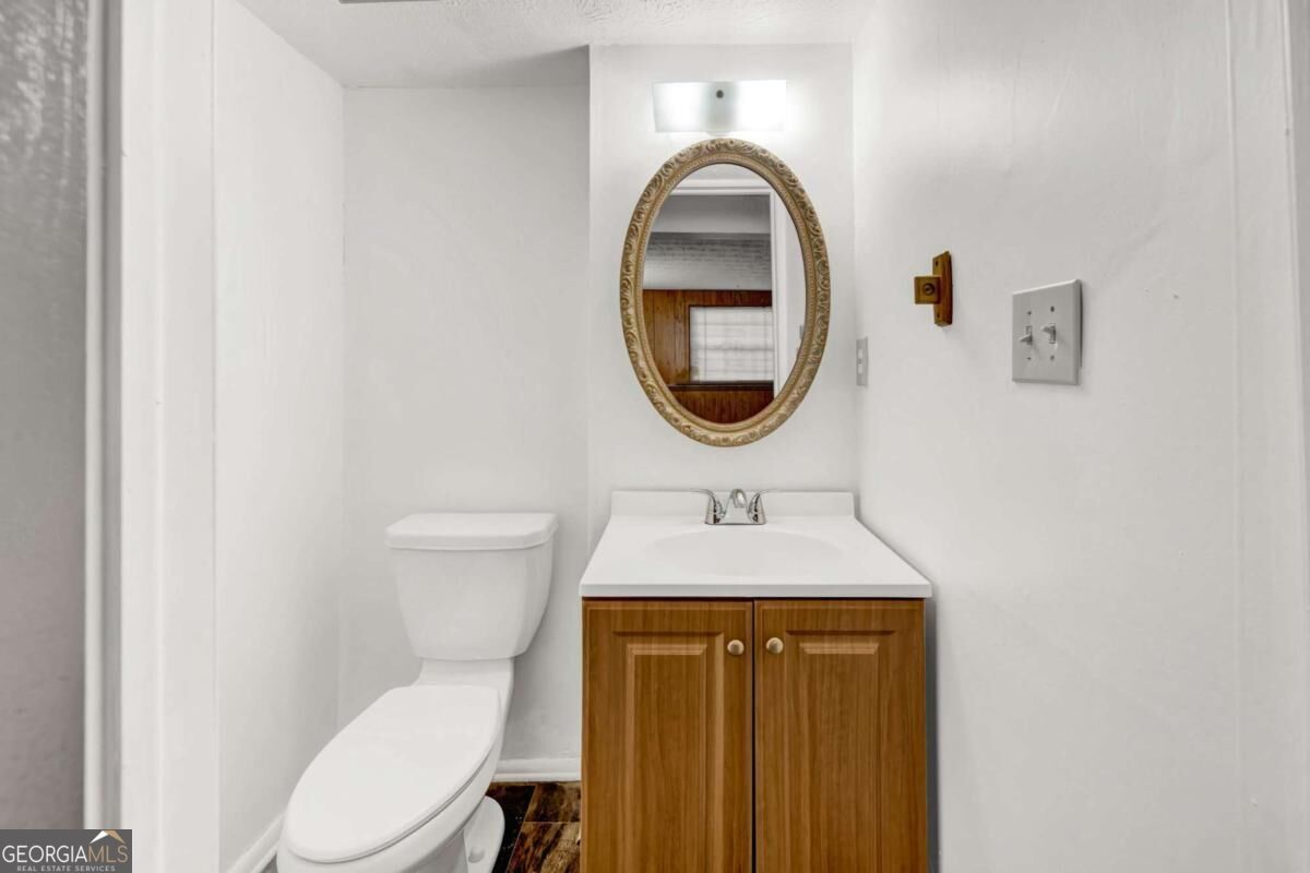 5393 Kristian Court Property Photo 13