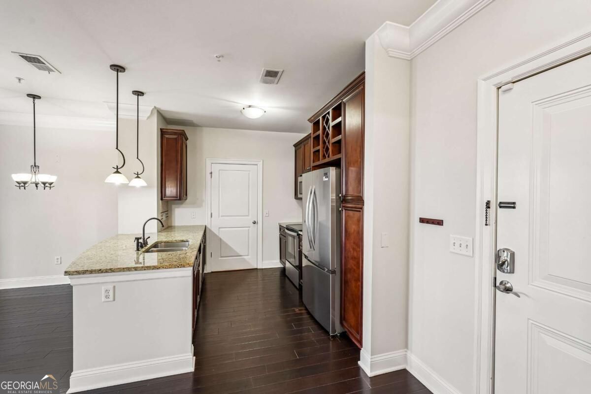 901 Abernathy Road Ne # 6230 Property Photo 3