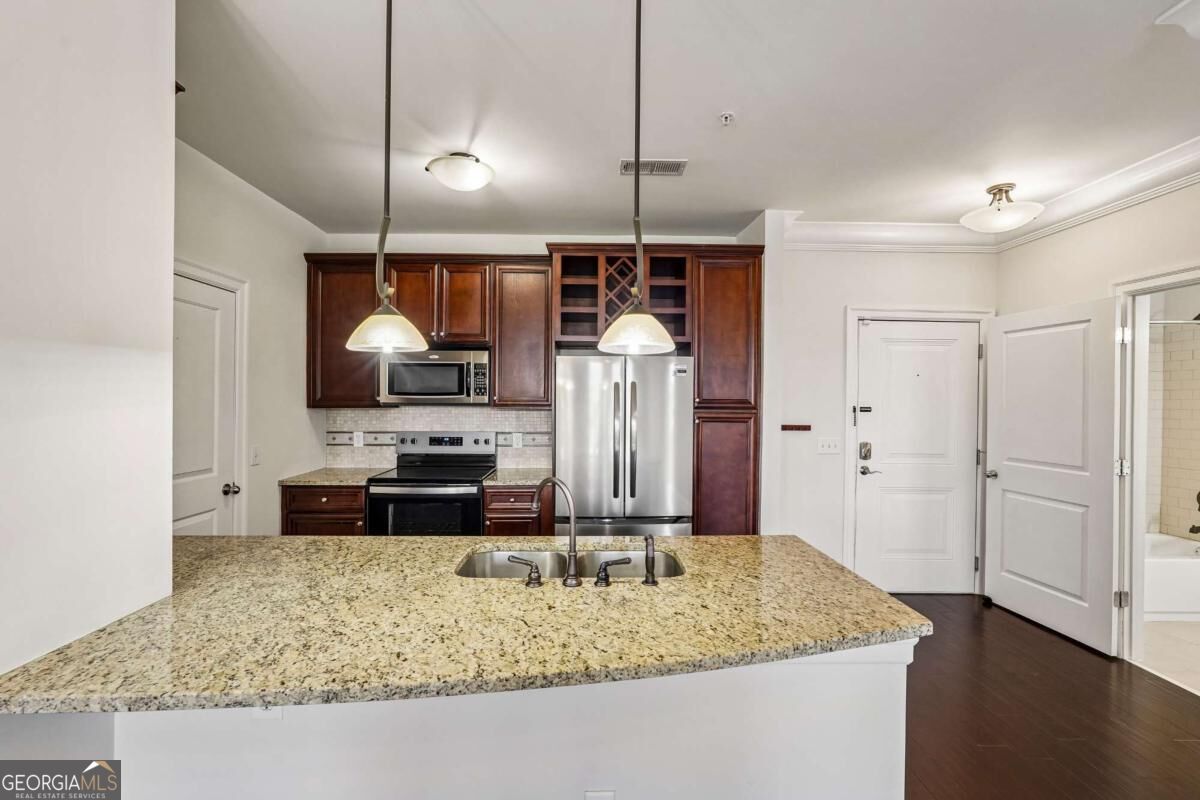 901 Abernathy Road Ne # 6230 Property Photo 10