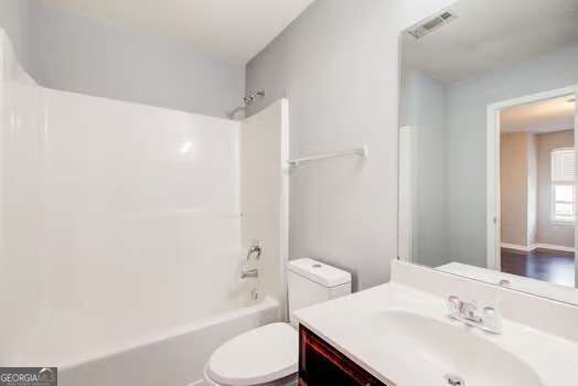 651 Vaughan Drive Property Photo 8