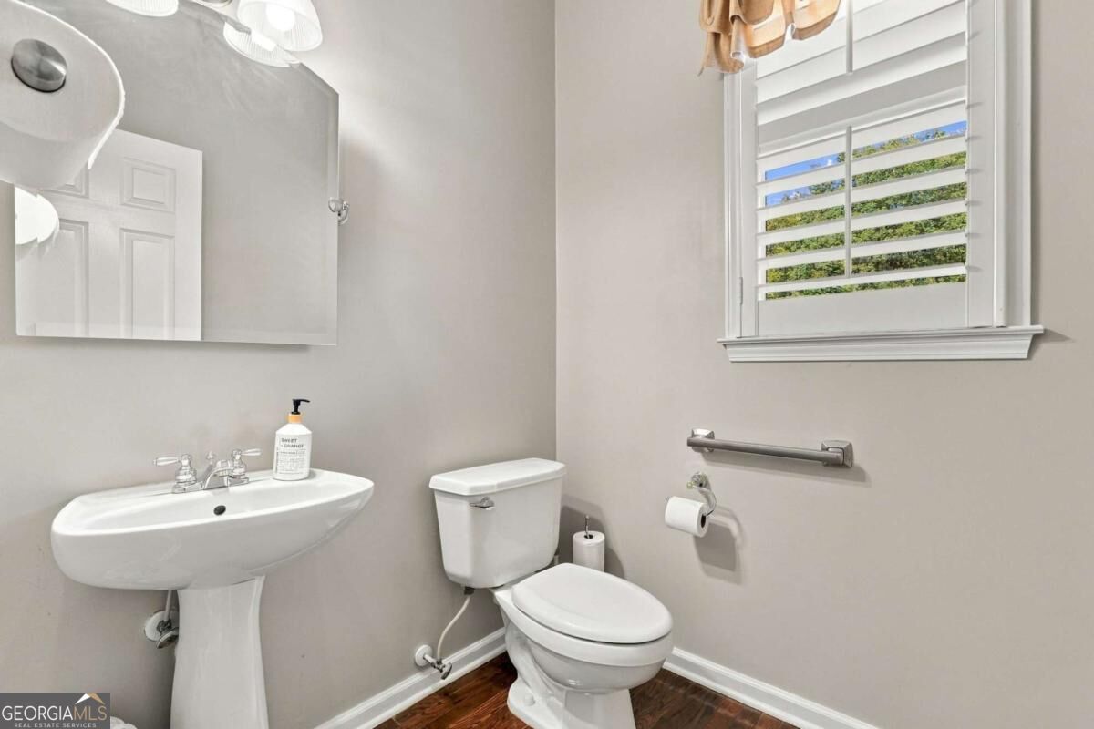 845 Valley Drive Property Photo 21