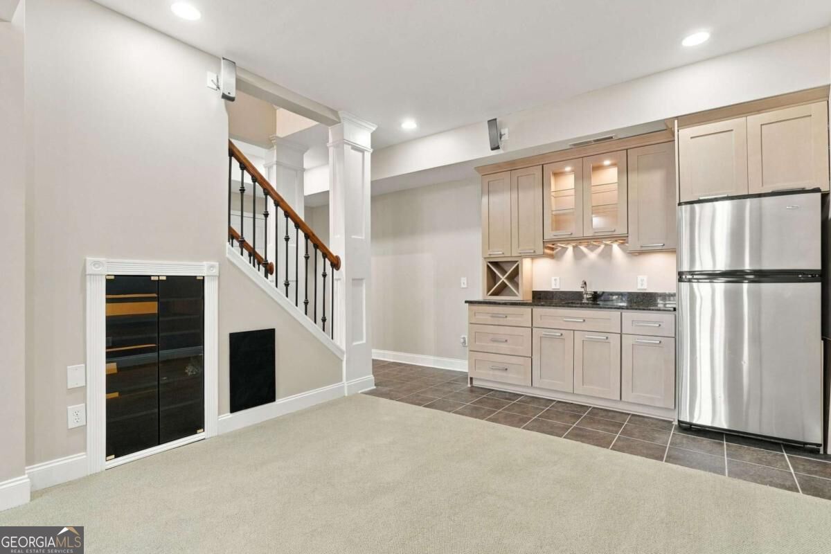 845 Valley Drive Property Photo 37