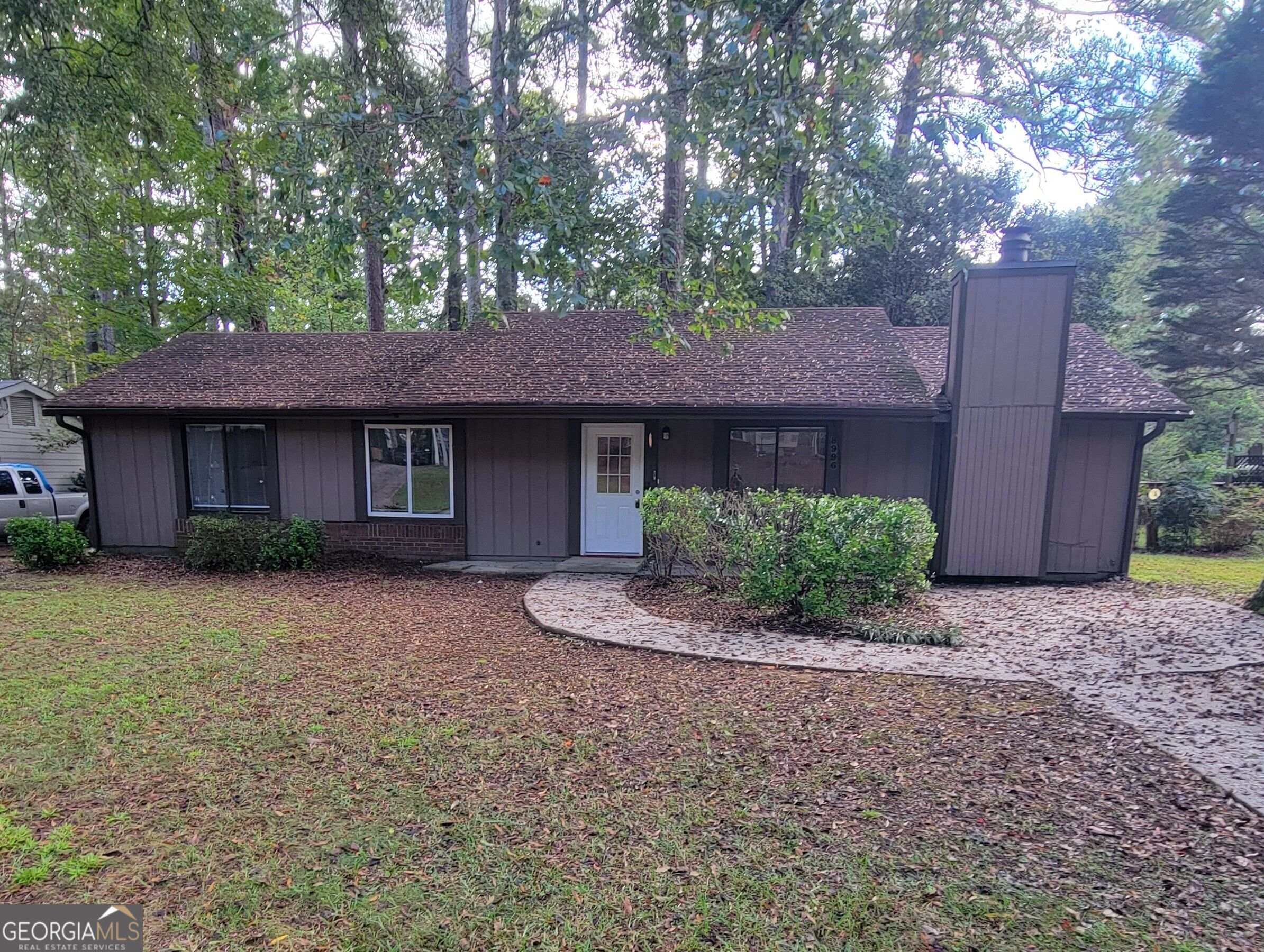 8996 Sterling Ridge Lane Property Photo 1