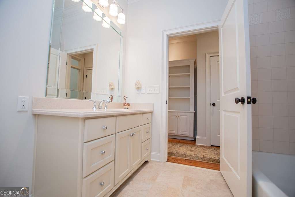 124 Greystone Drive Property Photo 40