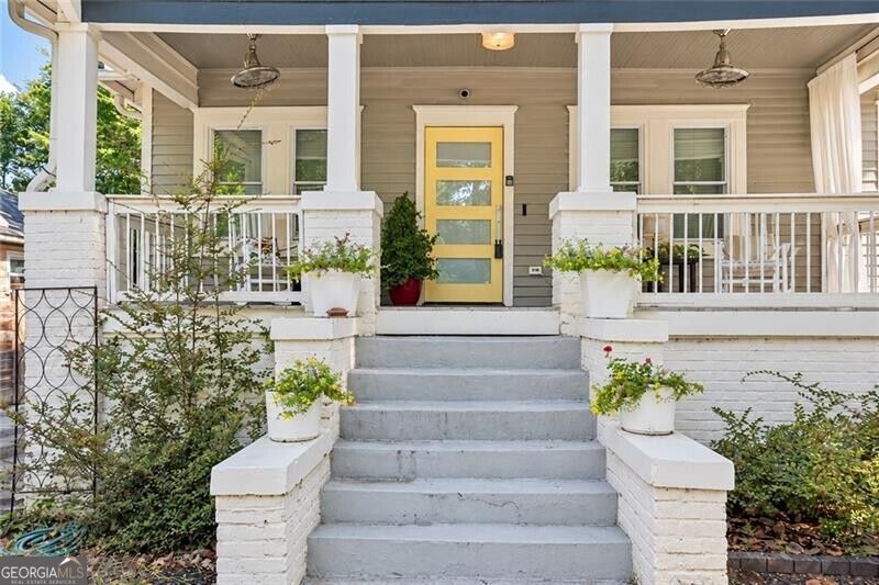 1003 Parsons Street Sw Property Photo 3