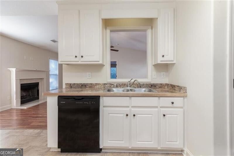 947 Haymon Drive Property Photo 11