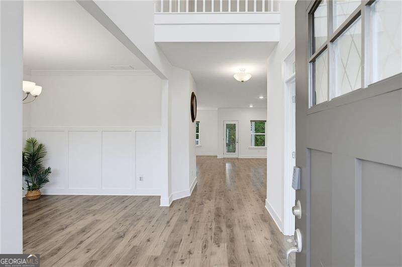 2445 Oxenwood Drive Sw Property Photo 3