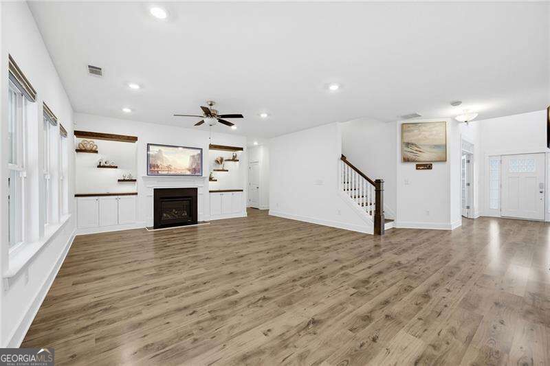 2445 Oxenwood Drive Sw Property Photo 11