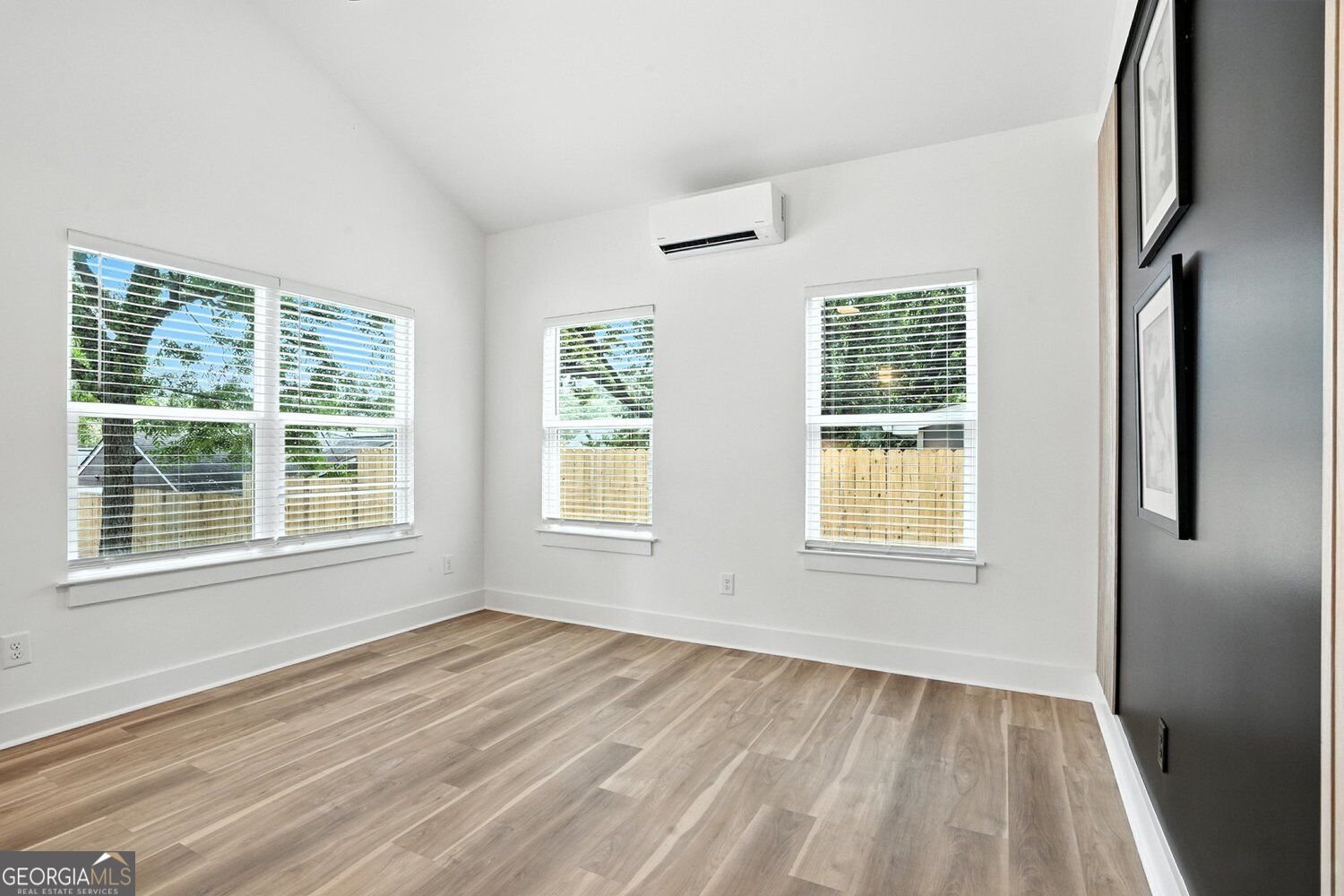1597 Glenwood Avenue Se # B Property Photo 9