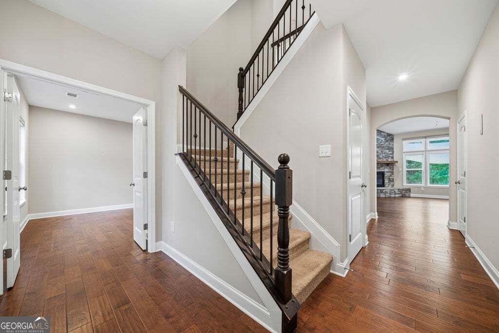 295 Floating Leaf Way Property Photo 3