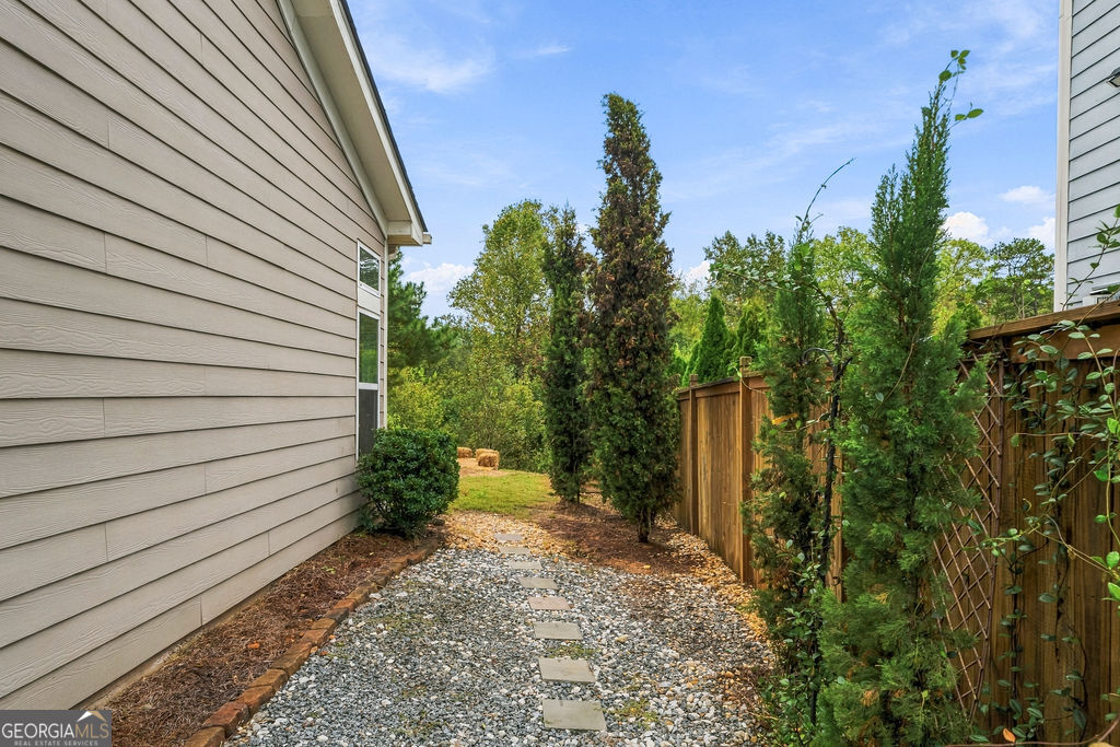 295 Floating Leaf Way Property Photo 39