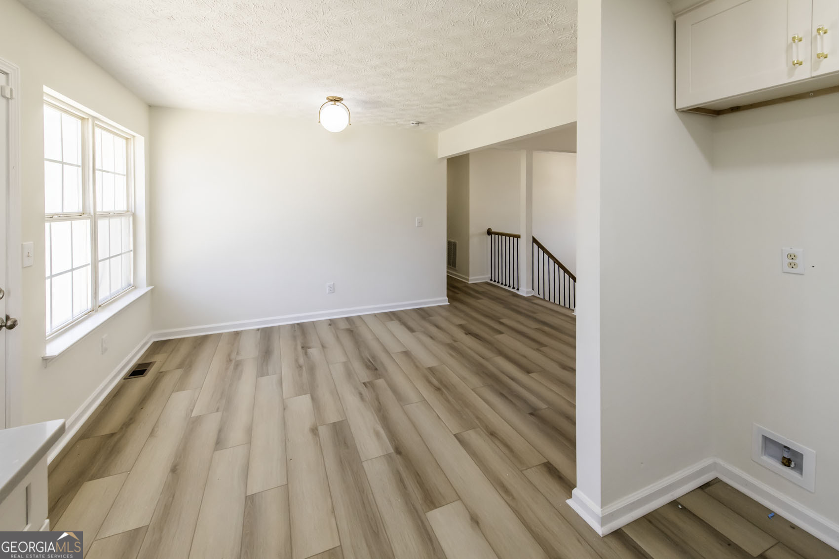 2192 Stenger Road Property Photo 9
