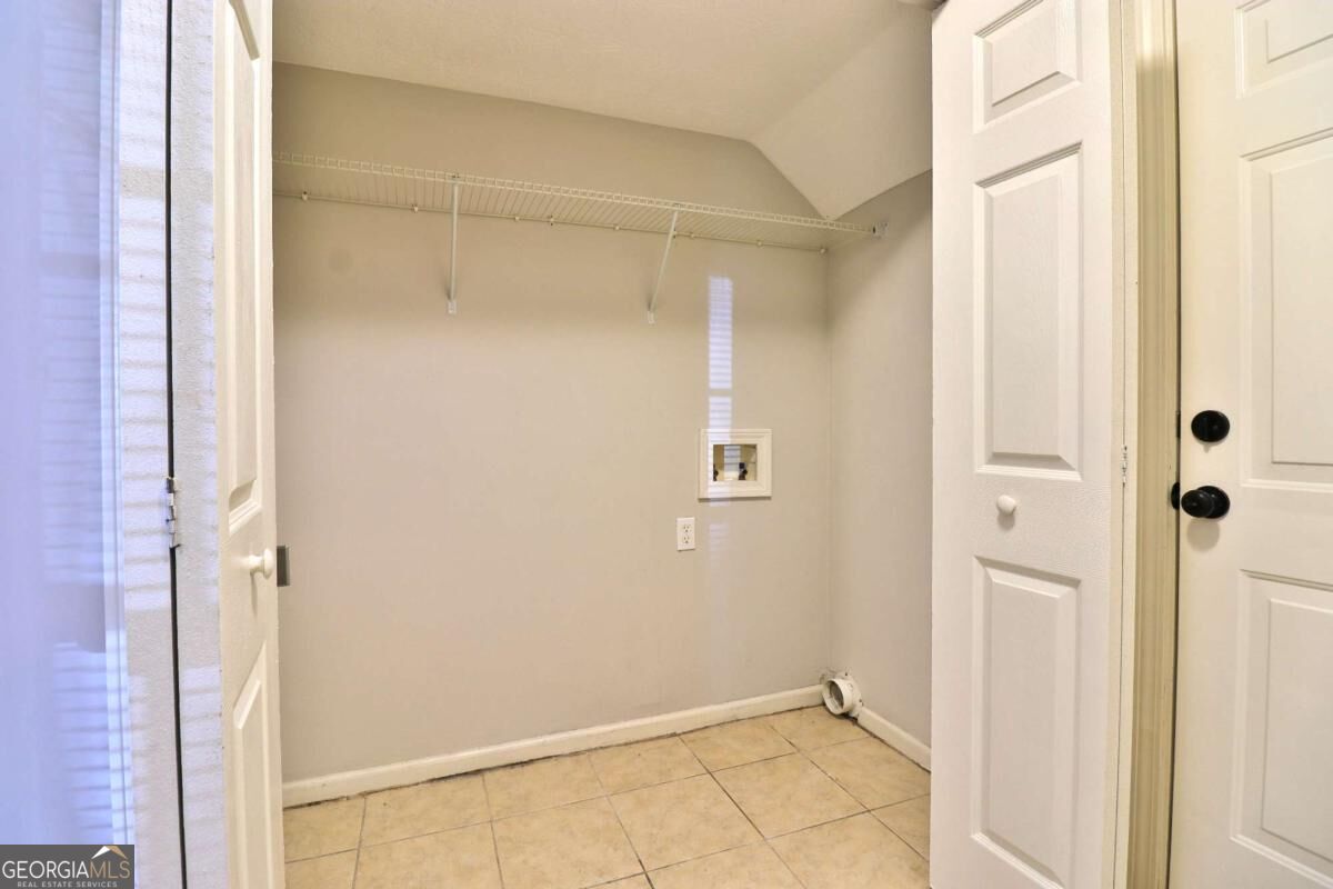 353 Fall View Court Property Photo 42