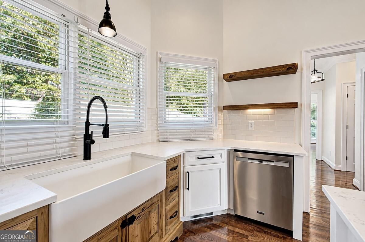 117 Indian Trace Property Photo 15
