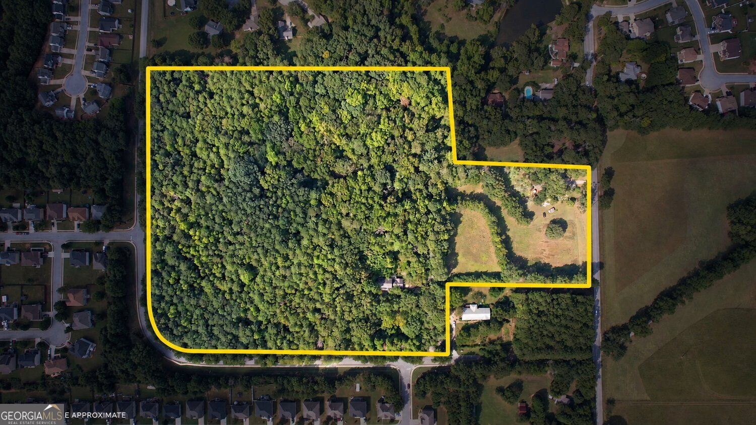 291 Hinton Circle Property Photo 3