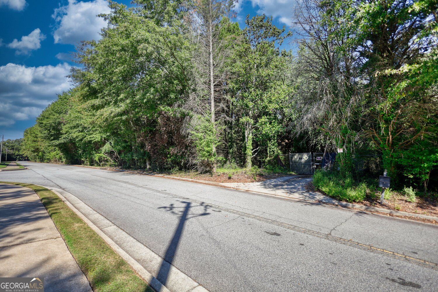291 Hinton Circle Property Photo 8
