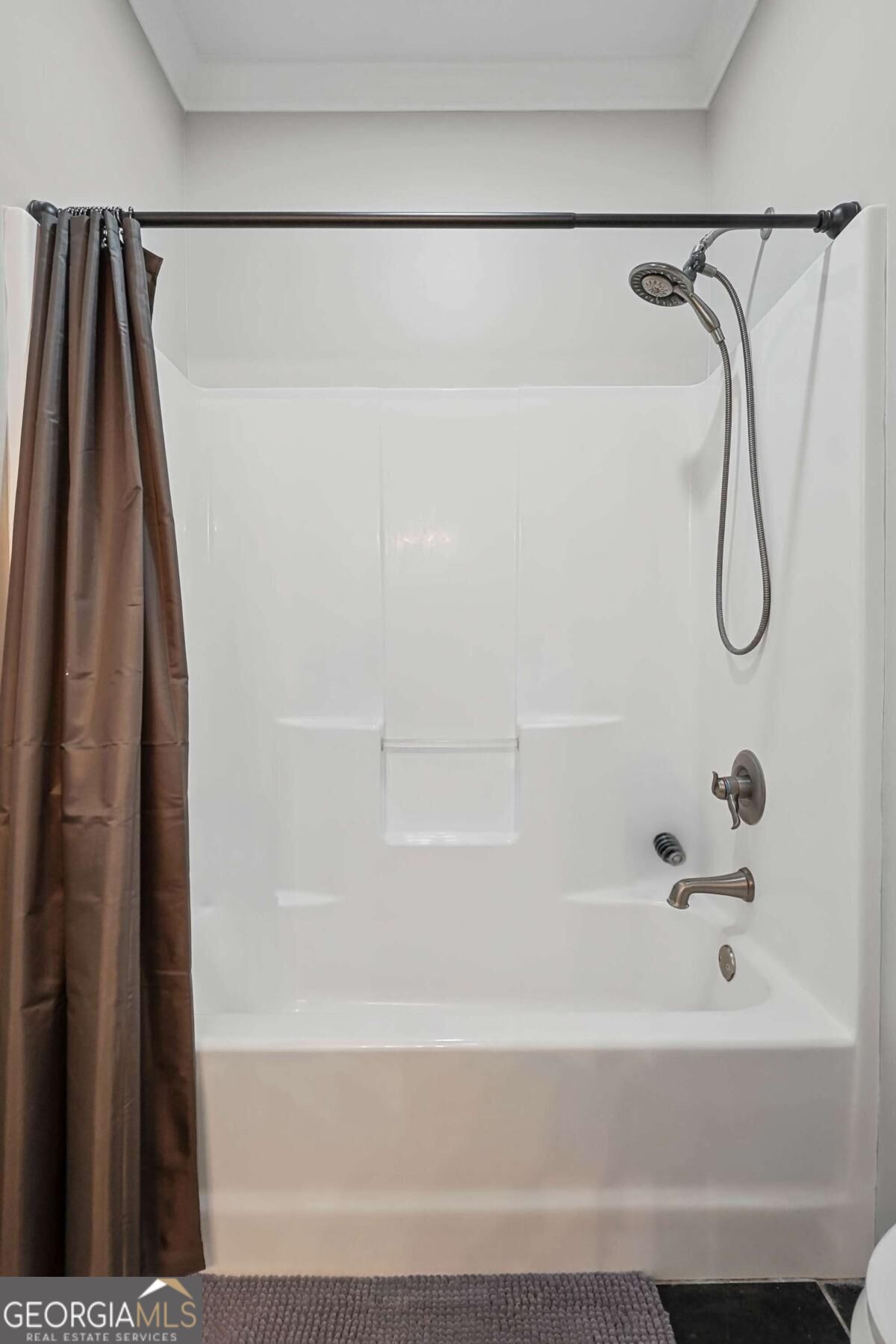 111 Ashley Court Property Photo 32
