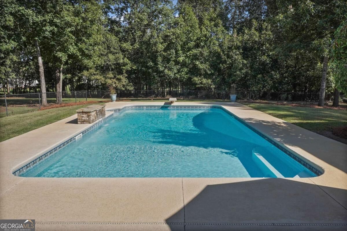 111 Ashley Court Property Photo 41
