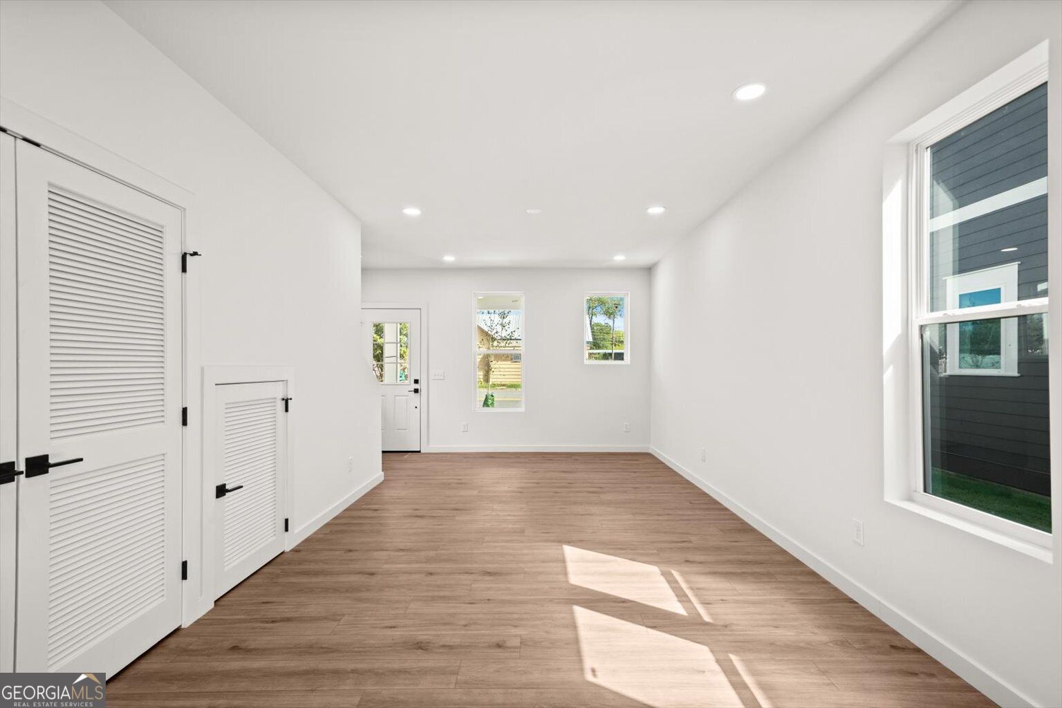 904 S Hamilton Street Property Photo 10