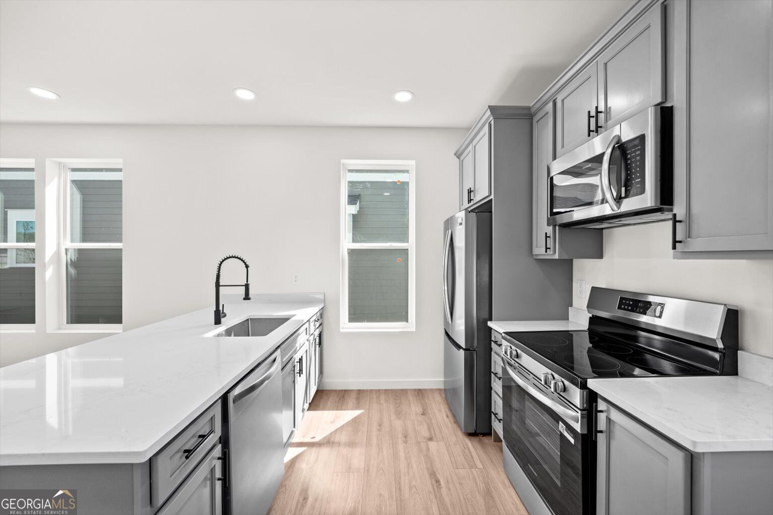 904 S Hamilton Street Property Photo 16