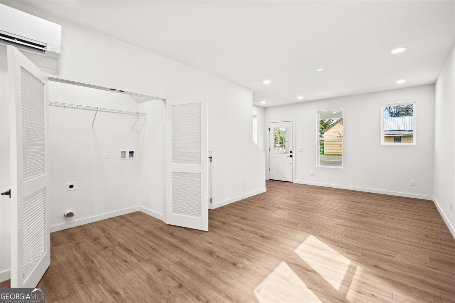 904 S Hamilton Street Property Photo 20