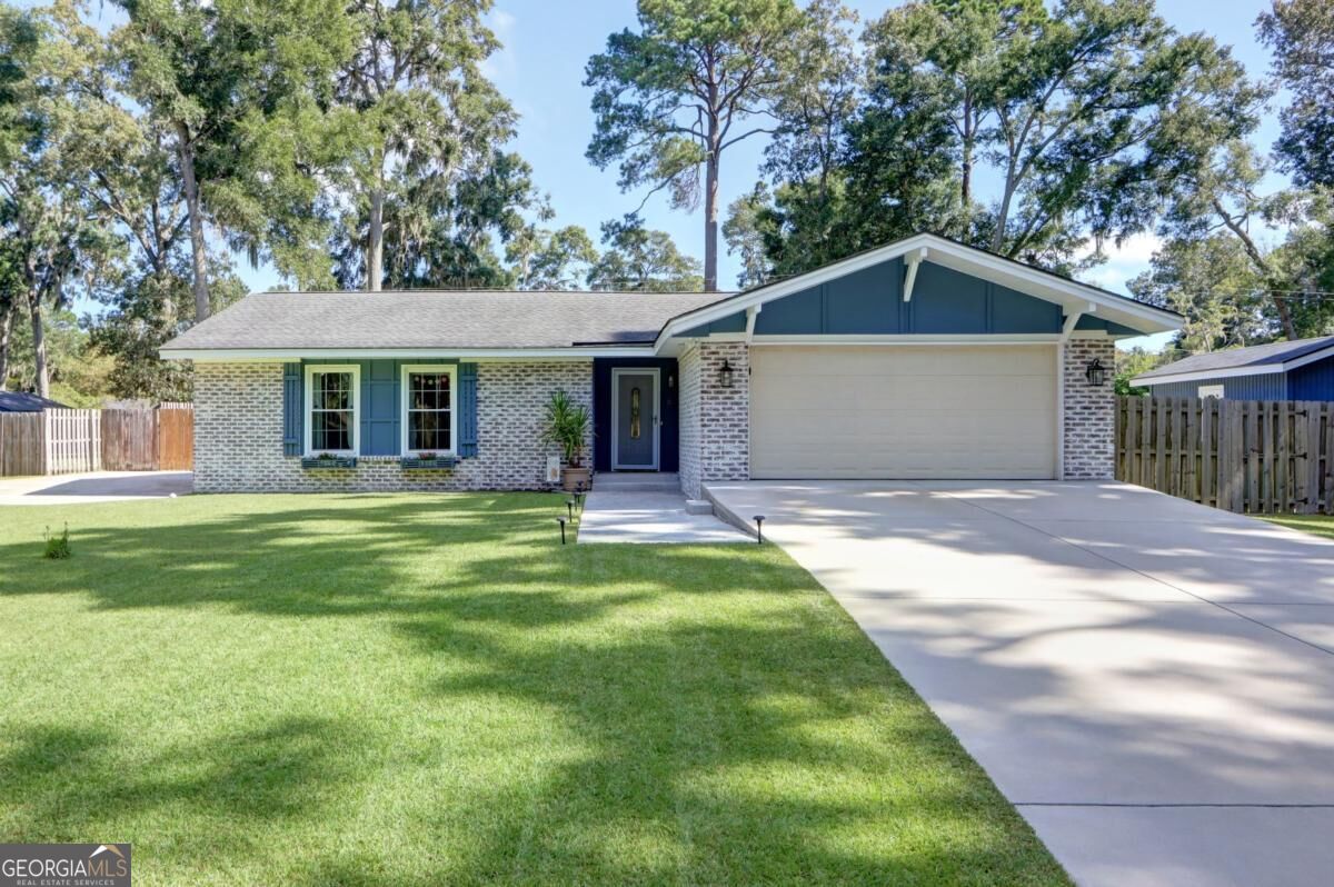 6 Coffee Woods Drive Property Photo 1