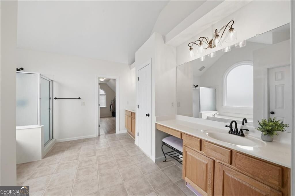 3440 Highcroft Circle Property Photo 14